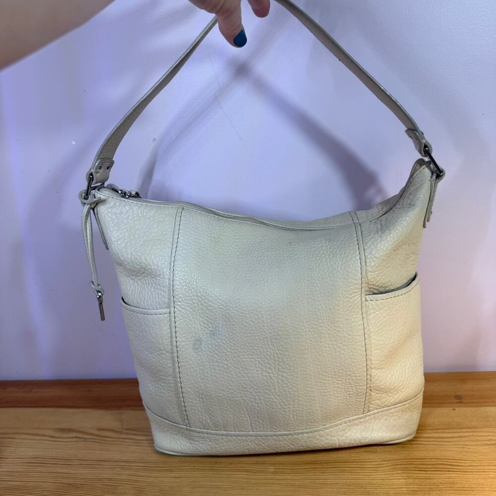 Fossil 75082 Ivory Pebbled Leather Hobo Shoulder Bag Key Charm